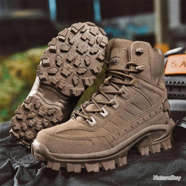 Men Tactical Boots Outdoor Hiking Desert Boots Breathable Sports Climbing Shoes Military Waterproof 