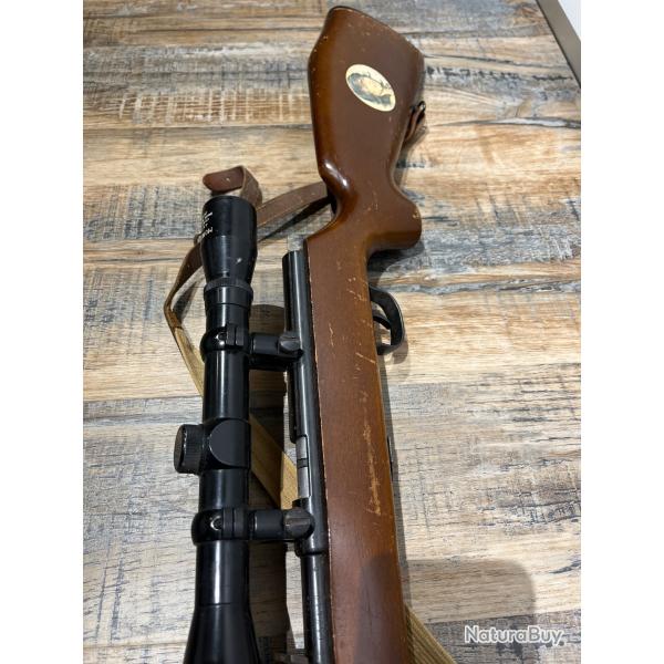 Carabine 22 LR  VOERE a 5 coups et lunette japonaise.