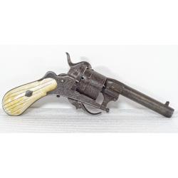 Revolver à broche Lefaucheux