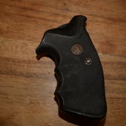 Poignée  PACHMAYR pour S&W carcasse K/L Round Butt
