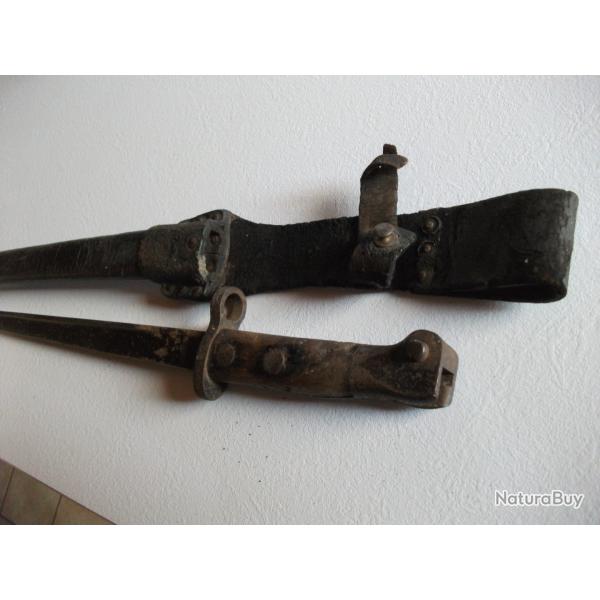 LOT EQUIPEMENT MILITAIRE BAIONNETTE HOLLANDAISE DE LA GUERRE