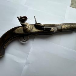 Pistolet à silex capitaine britannique 19ème.