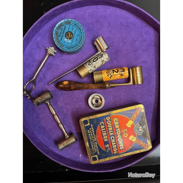 lot chasse et collection Manufrance  tire cartouche chargettes boites amorces