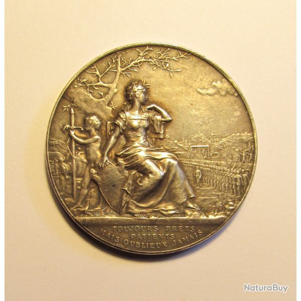 (520) Mdaille "Toujours prts, patients, mais oublieux jamais"14-18, sign H. D