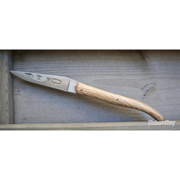 Laguiole en Aubrac , lame lisse , modle randonneur en bois de chne
