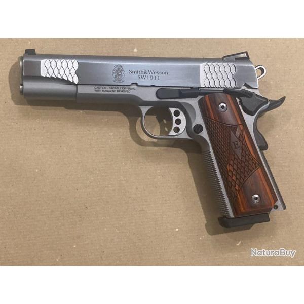 pistolet Smith & Wesson 1911 E-Series calibre 45 ACP
