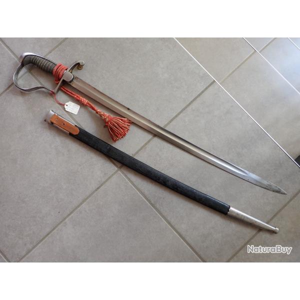 Sabre mdle 1883 de la gendarmerie, police suisse. Avec dragonne. RARE