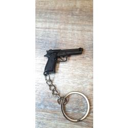 PORTE CLES ARME 6