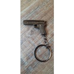 PORTE CLES ARME 8