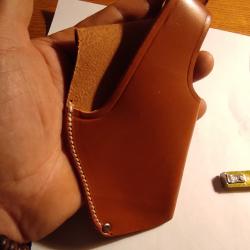 Ancien petit Holster  étui porte pistolet cuir neuf