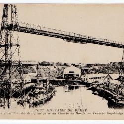 CPA - PORT MILITAIRE DE BREST - Le Pont Transbordeur , une prise du Chemin de Ronde  N° 1228