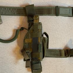 ceinturon holster et dragonne MAS G1