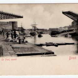 CPA -  Le Pont , ouvert Brest  N°1189