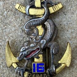 16° R.I.Ma, dragon argenté, dos guilloché argenté, 2 anneaux