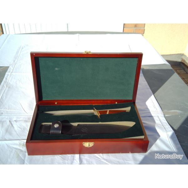 Couteau de chasse Bker Magnum Collection annes 1980, coffret bois