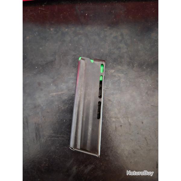 Chargeur ROSSI 8122 10 coups