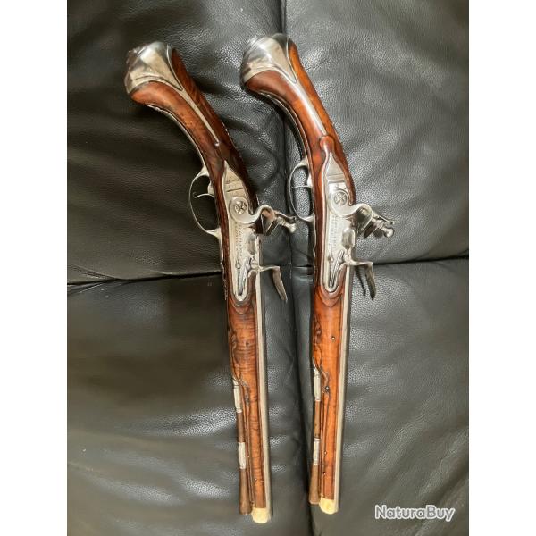 Pistolet d'officier de cavalerie ancienne, monarchie