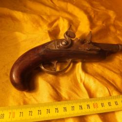Pistolet a silex            époque louis XVI