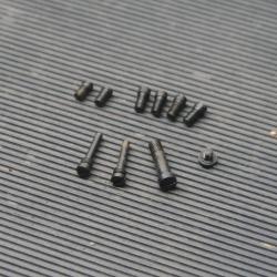 Lot de vis pour revolver Pietta 1860 army mais compatible REF 52/2025