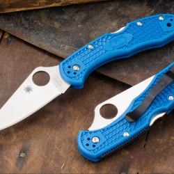 Couteau Spyderco Delica 4 Manche FRN Bleu Cobalt Lame Acier CPM SPY27 Lockback Made Japan SC11PCBL
