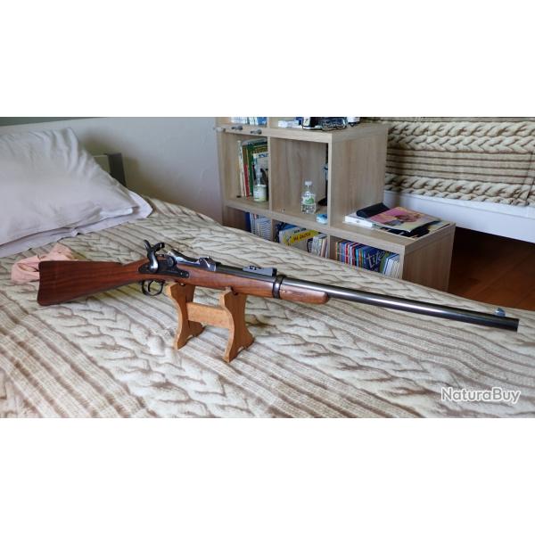 Carabine PEDERSOLI modle Springfield Trapdoor, canon 22'', calibre 45 / 70 Gvt, tat impeccable.