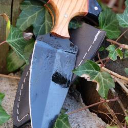 Push Dagger Lame Acier Carbone 1055 Black Manche Bois Etui Simili CUir Fabric Artisanale 001