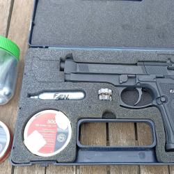 Pistolet à plomb Umarex Beretta M92 FS 4.5