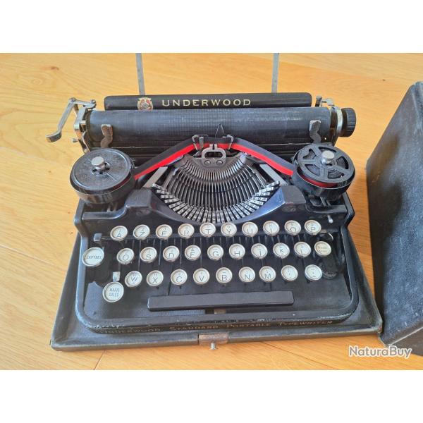 Machine  crire Underwood portable 1920's excellent tat