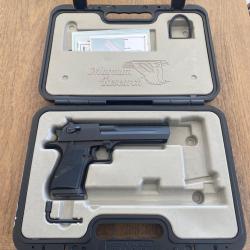 Desert Eagle MKXIX 44 magnum