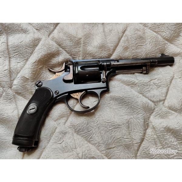Revolver Suisse 1882 calibre 7.5 ou 32 SW Long catgorie D