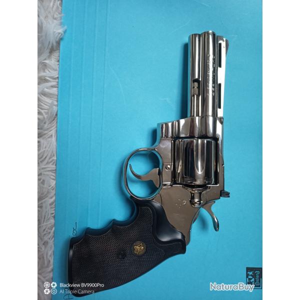 Colt PYTHON 4 pouces 357
