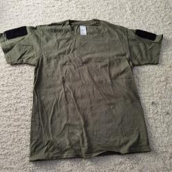 T-shirt tactique vert militaire avec Velcro sur les manches