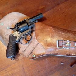 Revolver d'administration ou gardiennage en 320 avec holster.