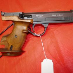 Pistolet BAIKAL IZH 35M en 22Lr crosse droitier
