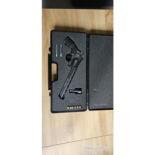 ASG DAN WESSON