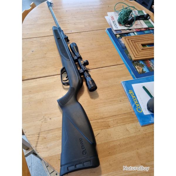 Carabine air comprin Gamo - Black Shadow Combo, trs peu servit calibre 4.5 mm avec sa lunette