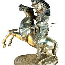 Samouraï à cheval bronze argenté
