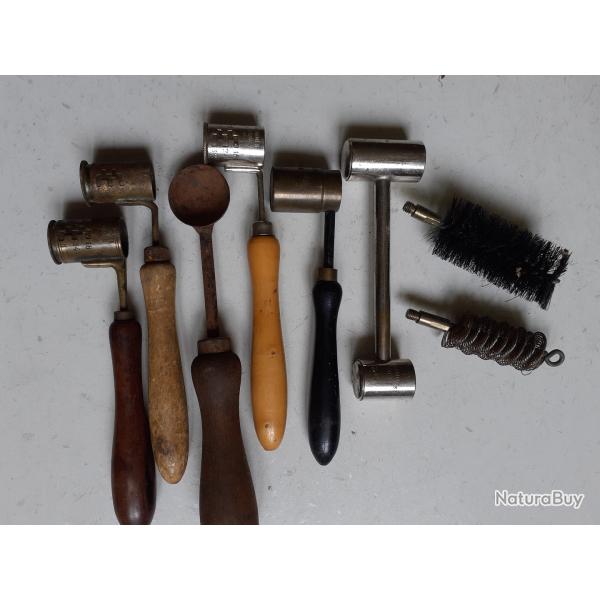 ensemble   dosettes divers et brosses
