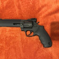 vens 357 Magnum TAURUS RAGING HUNTER