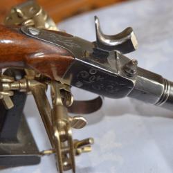 PISTOLET DE GOUSSET A BALLE FORCEE-EPOQUE PRESQUE NEUVE