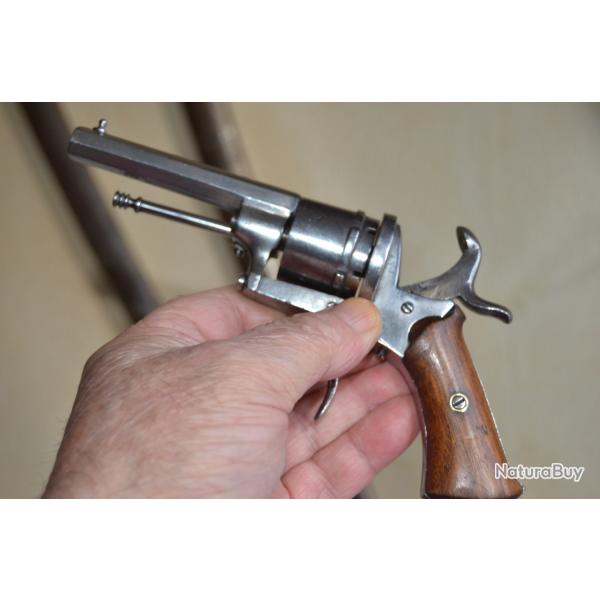 Revolver 7 mm  broche genre Lefaucheux