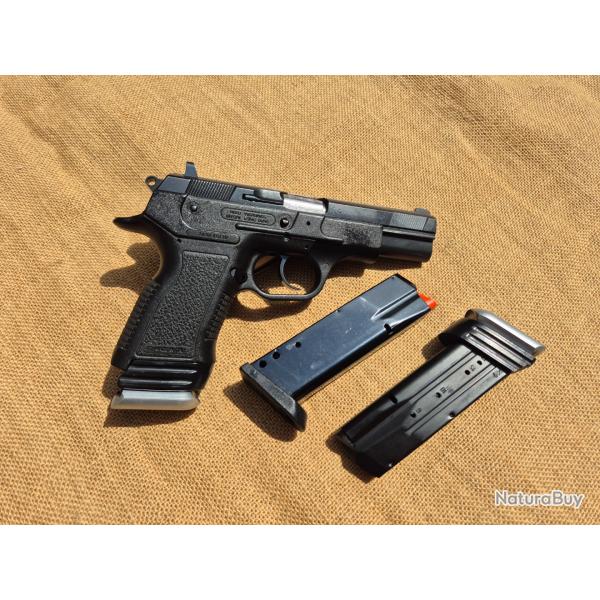 Pistolet TANFOGLIO 9X19
