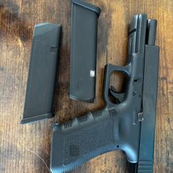 Click 17 Gen 3 avec 2 chargeurs