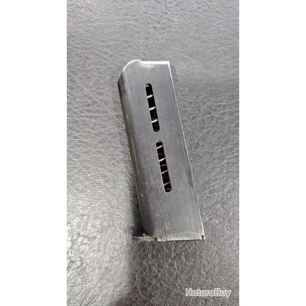 Chargeur unique 7coups