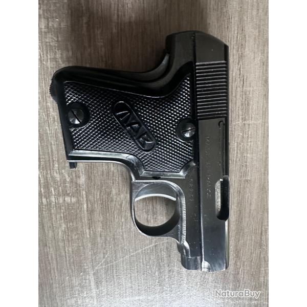 Pistolet MAB modle A cal 6.35 comme neuf