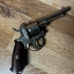 Revolver 9mm à broche style LEFAUCHEUX