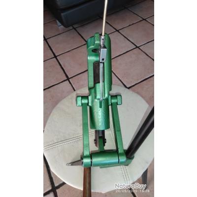 Ancienne Presse à Recharger Des Cartouches – Métal, Fonctionnelle, Peinture à Refaire