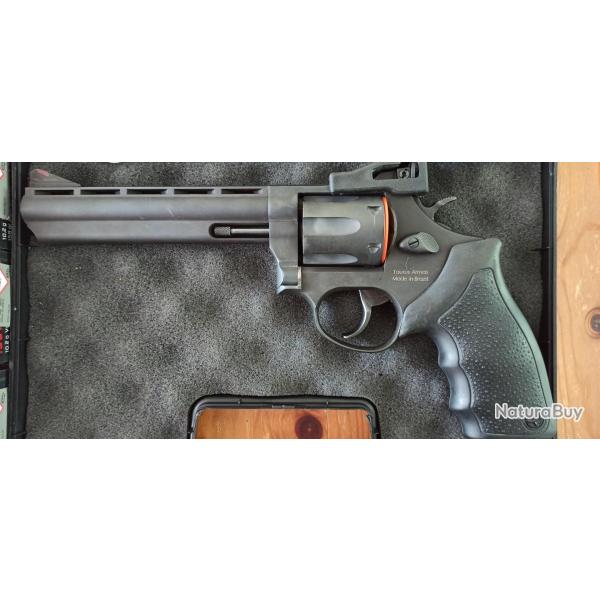 revolver taurus 689vr 6" noir mat cal.357 magnum et 38 SP + 300 munitions de cal.357