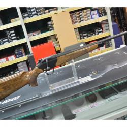 CARABINE LINEAIRE BLASER R8 STANDARD BOIS GRADE 4 CALIBRE 338wm SANS ORGANES FILETE NEUVE