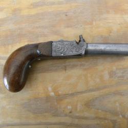 PISTOLET COUP DE POING A FRESTAURER